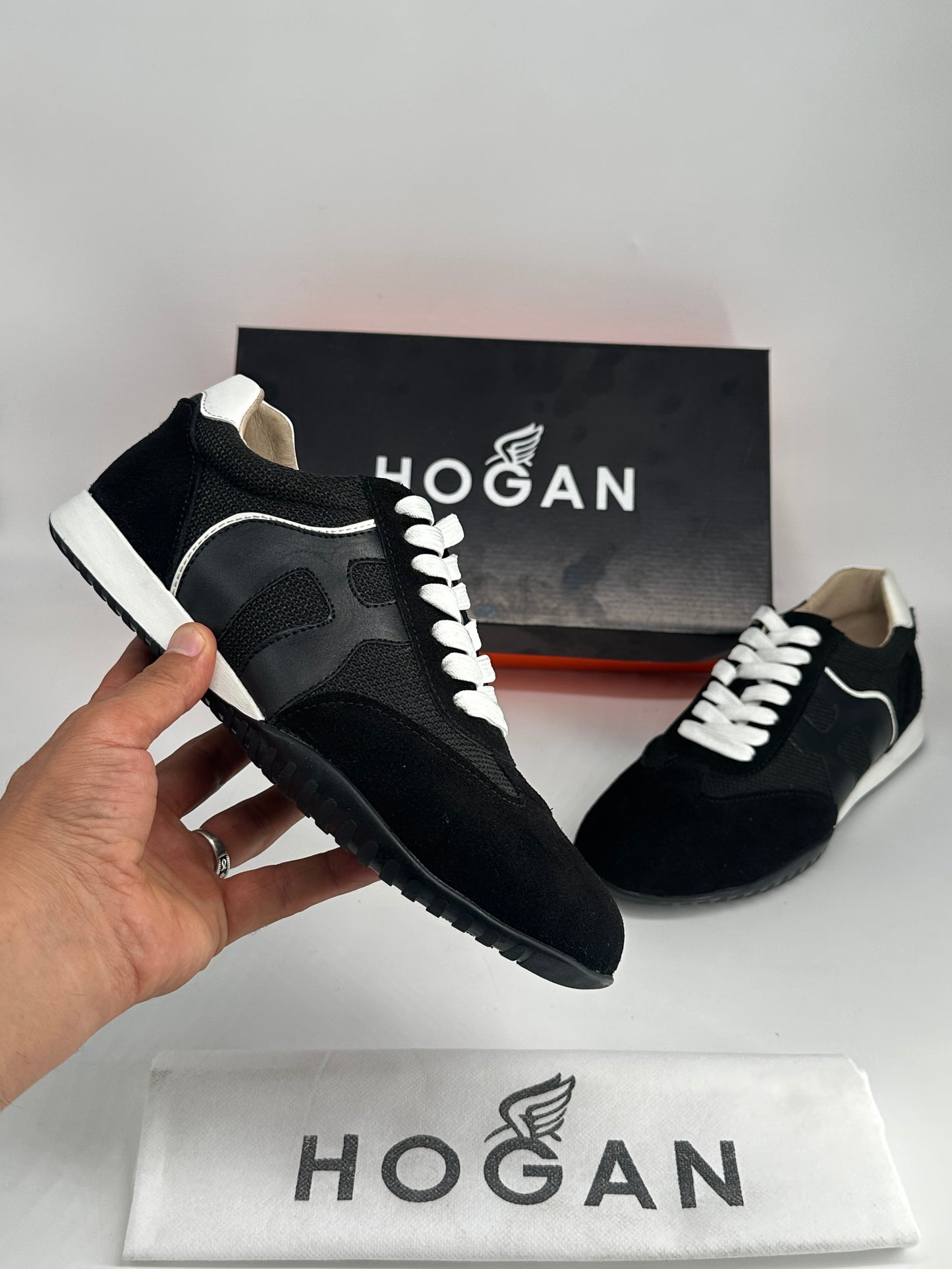 HOGAN